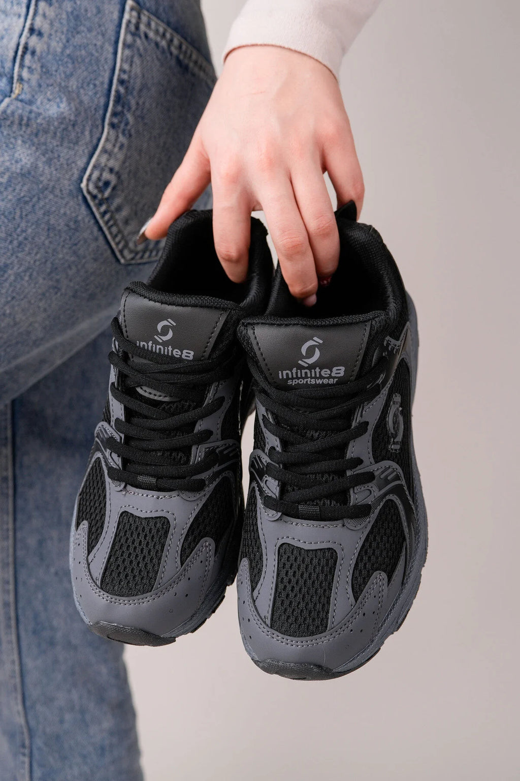 Unisex Triko Siyah Sneaker – Hafif, Nefes Alabilen, Bağcıklı, Günlük Spor Ayakkabı - SK03